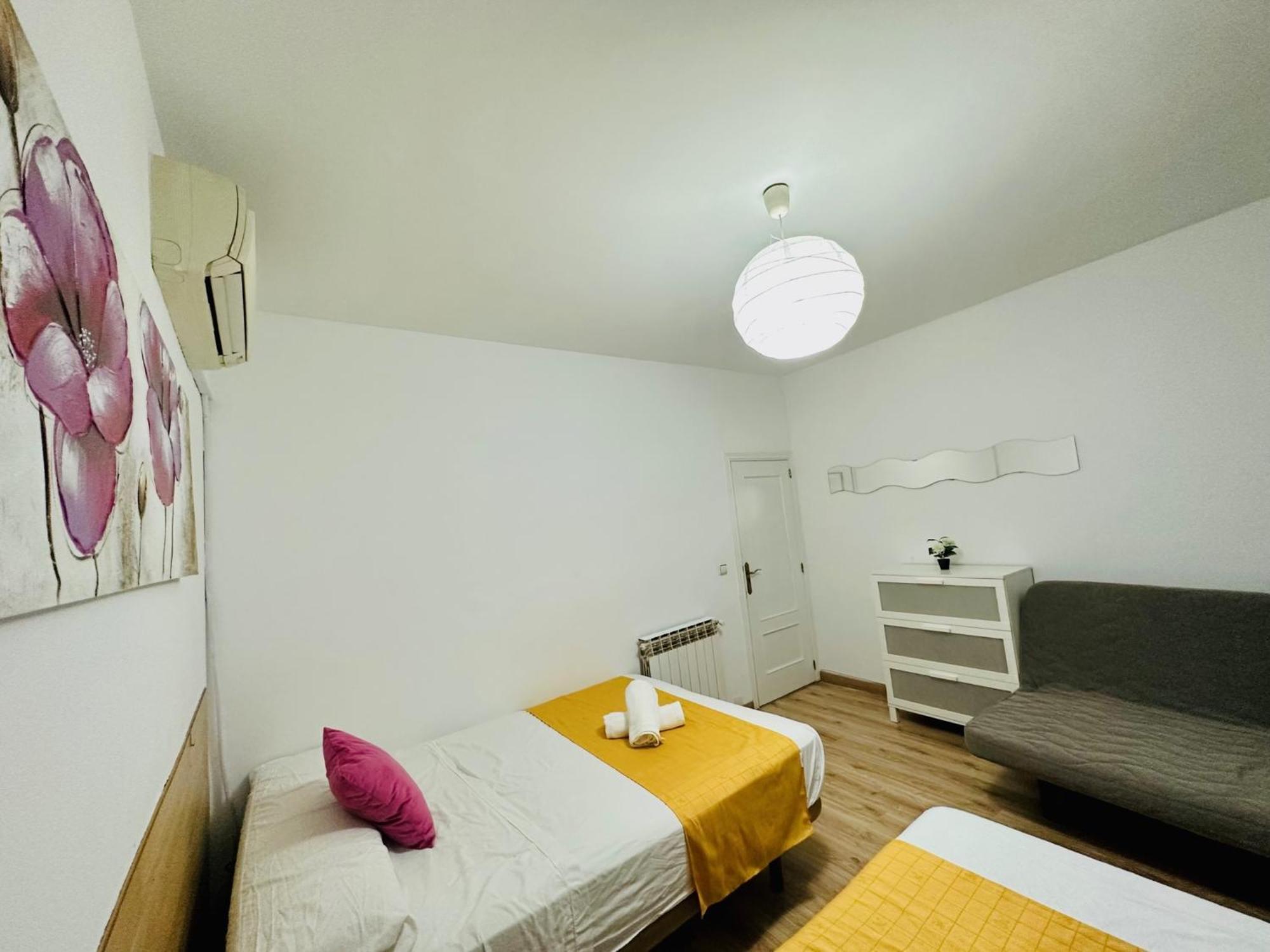 Punta Me Rooms In The Best Location Of Madrid Downtown Exterior foto